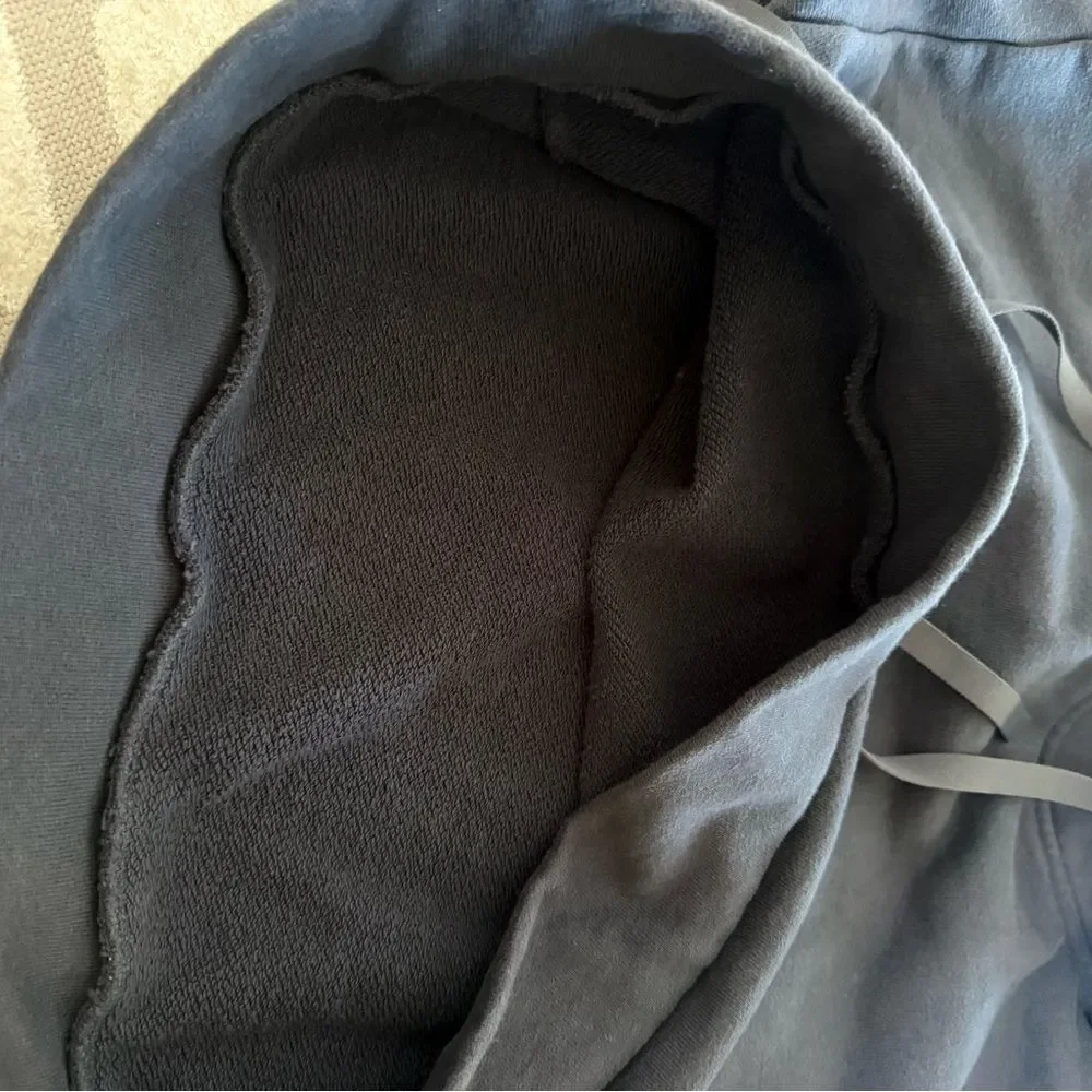 Alo Yoga Peak Cutout Long Sleeve Pullover Crop Hoodie Sweatshirt Charcoal Gray M